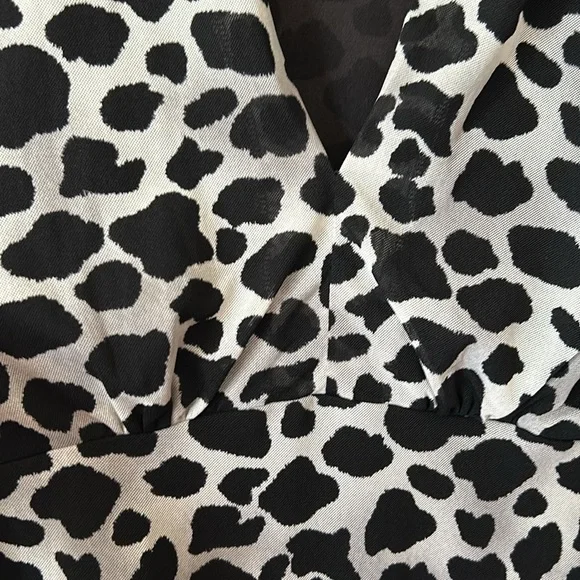 Dana Buchman blouse - Picture 2 of 6